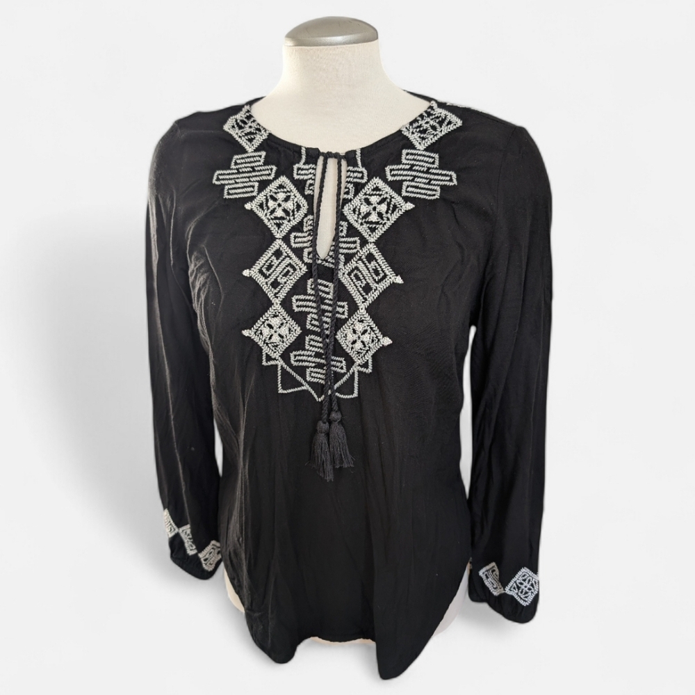 Lucky Brand Women's Boho Black & White Embroidered Top Size Medium